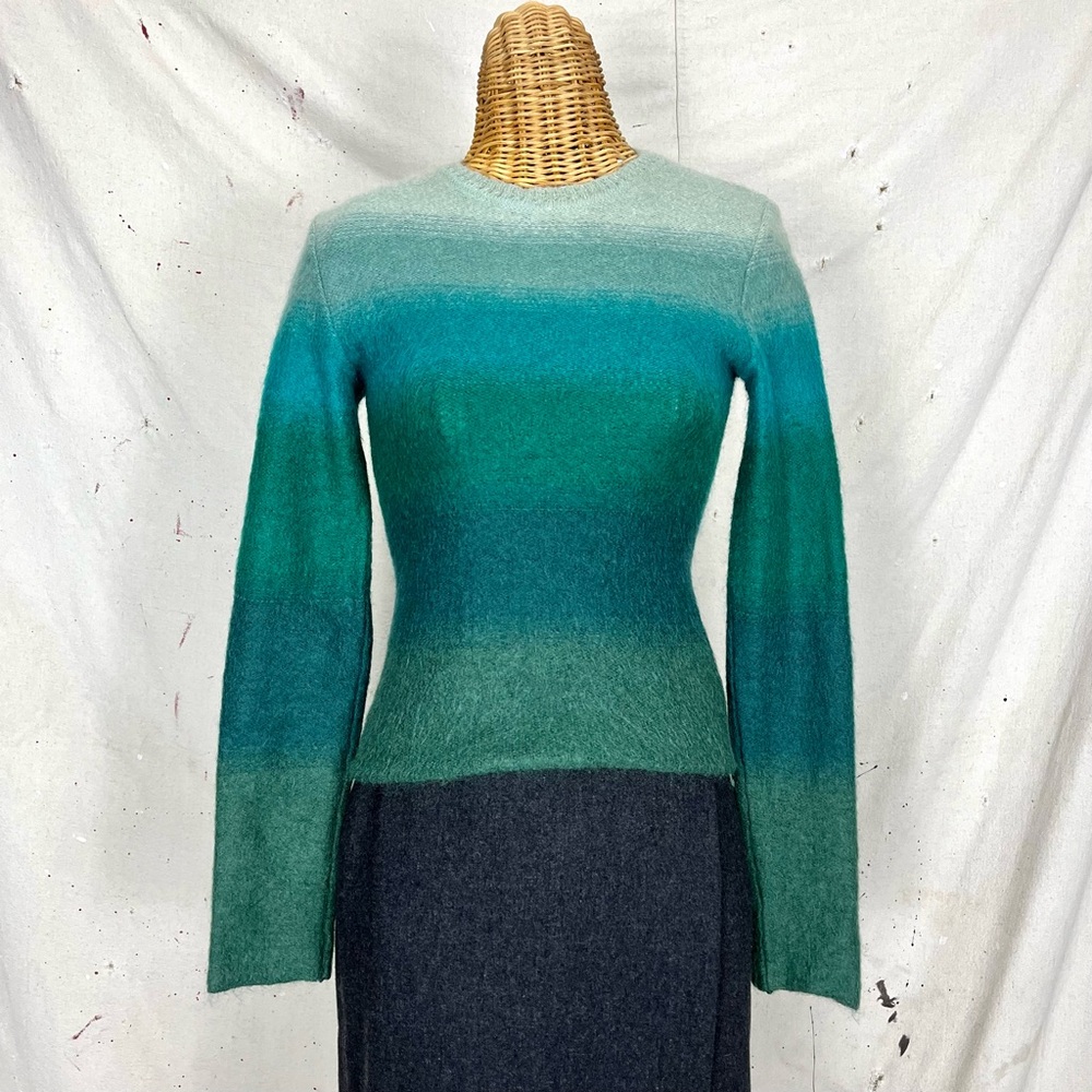 Versus Versace Vintage 90โs/Y2K Ombrรฉ Sweater